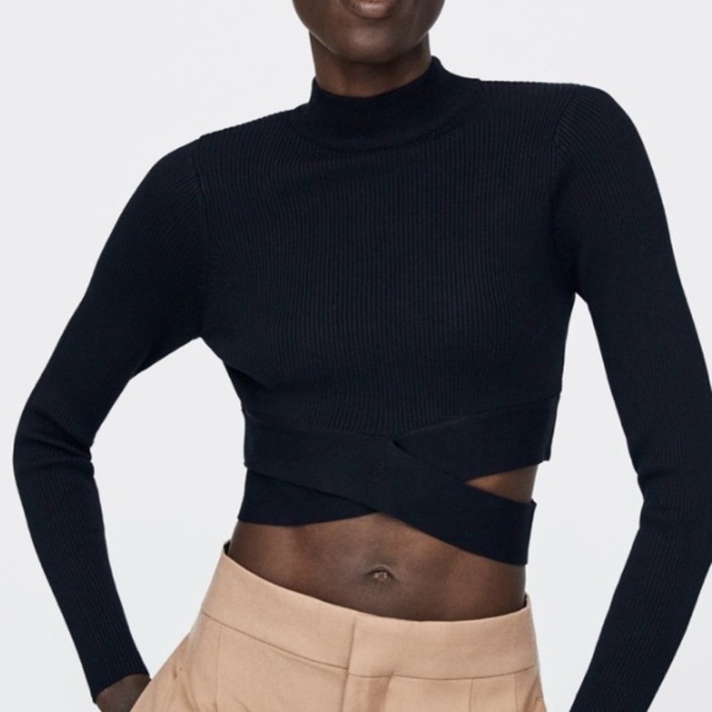 Zara black cropped sweater NWT